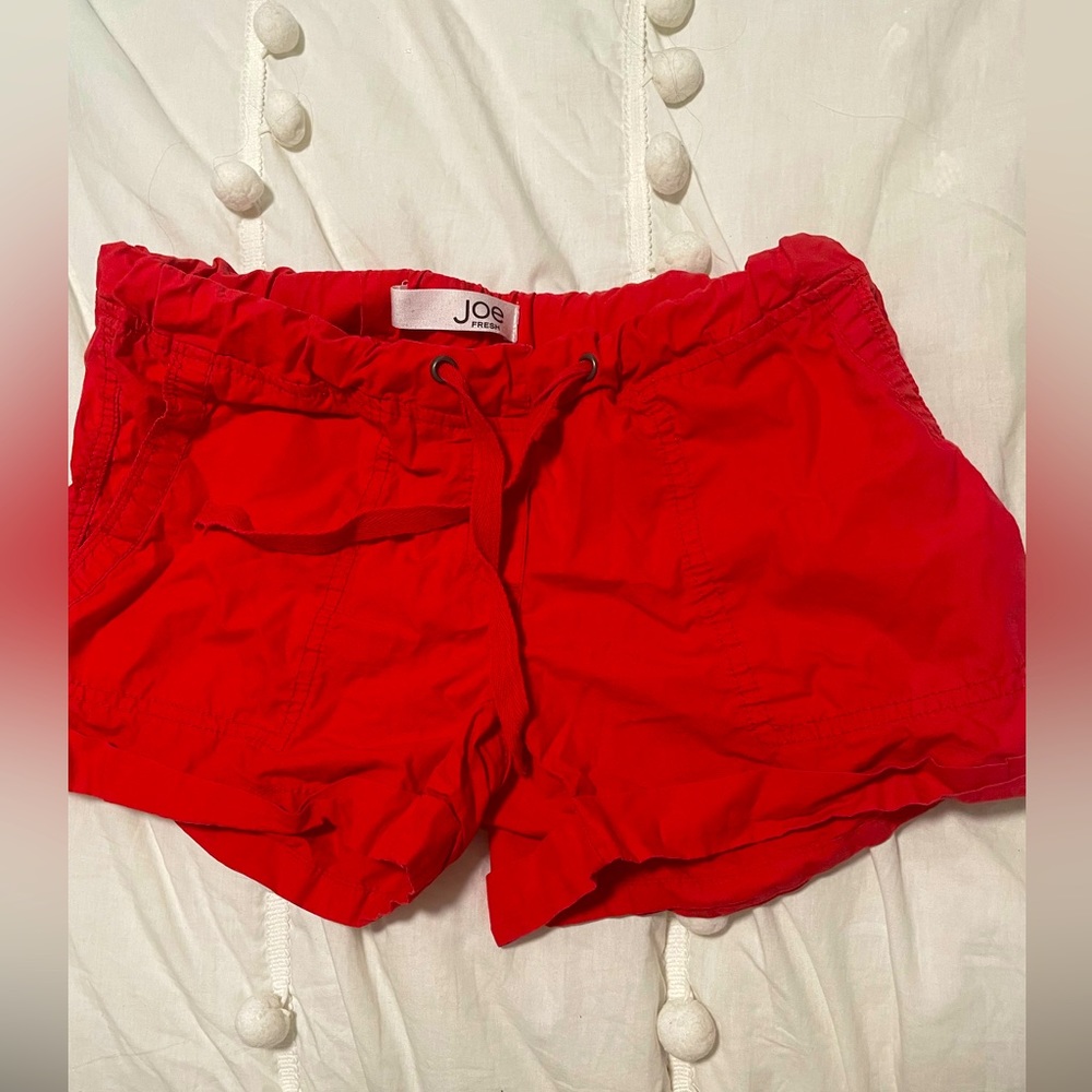 Joe Fresh red cargo denim shorts size small